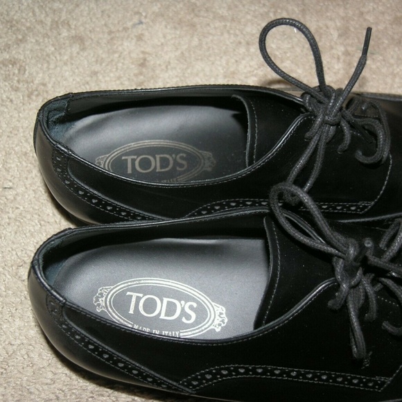 Tod\'s Black Leather Wingtip Brogue Size 10M NWOB